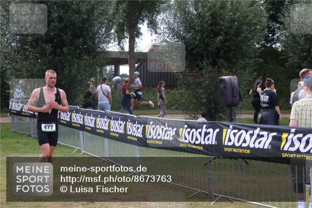 31.08.2025 - Elbe Triathlon Hamburg Luisa Fischer http://msf.ph/oto/8673763 31.08.2025 11:07:16 Laufen 477 meine-sportfotos.de