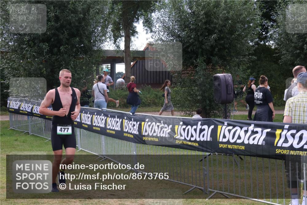 31.08.2025 - Elbe Triathlon Hamburg Luisa Fischer http://msf.ph/oto/8673765 31.08.2025 11:07:17 Laufen 477 meine-sportfotos.de