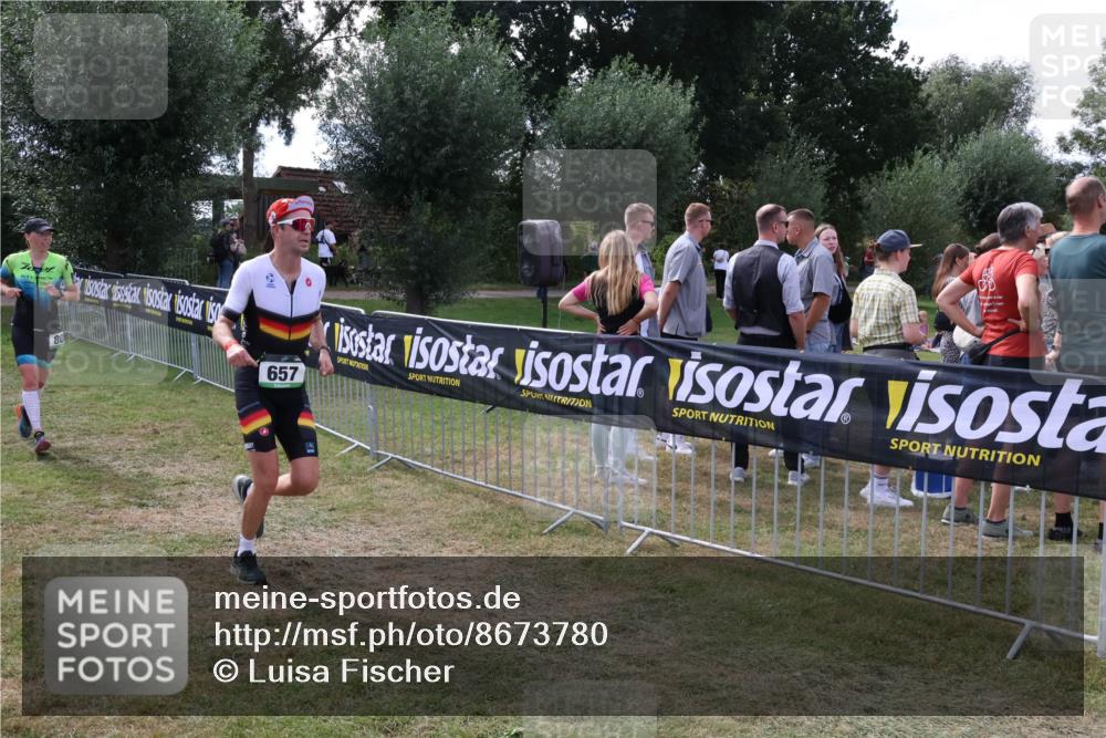 31.08.2025 - Elbe Triathlon Hamburg Luisa Fischer http://msf.ph/oto/8673780 31.08.2025 11:28:50 Laufen 80, 657 meine-sportfotos.de