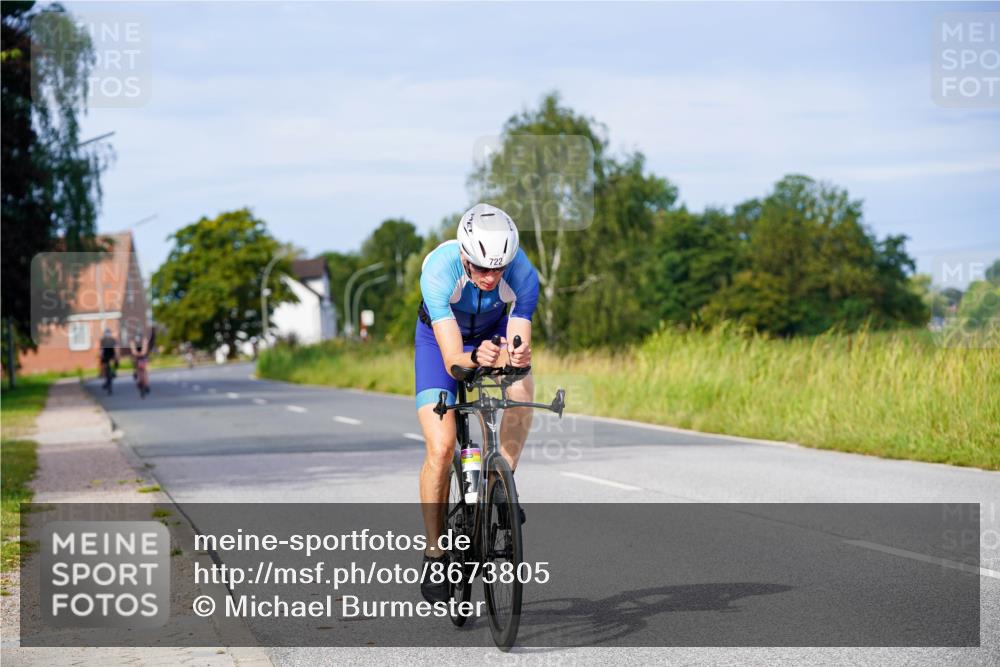 31.08.2025 - Elbe Triathlon Hamburg Michael Burmester http://msf.ph/oto/8673805 31.08.2025 10:12:54 Radfahren 486, 664, 712, 722, 737, 745, 775, 779 meine-sportfotos.de
