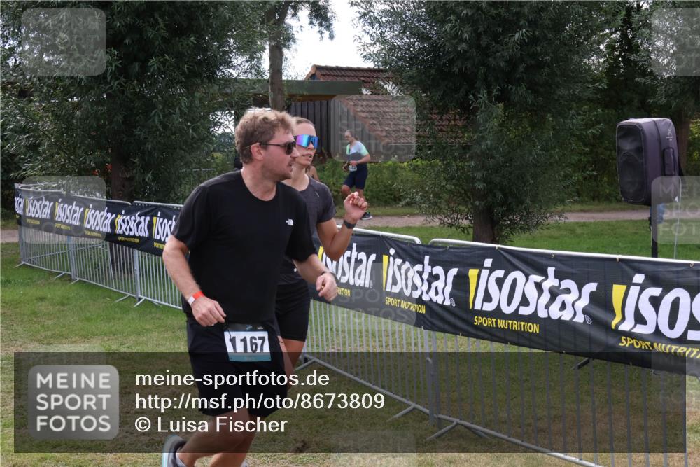 31.08.2025 - Elbe Triathlon Hamburg Luisa Fischer http://msf.ph/oto/8673809 31.08.2025 11:29:23 Laufen 1167, 102 meine-sportfotos.de