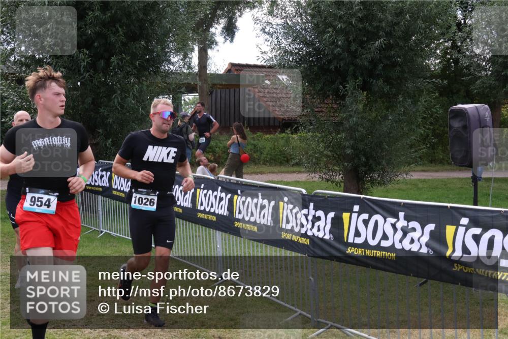 31.08.2025 - Elbe Triathlon Hamburg Luisa Fischer http://msf.ph/oto/8673829 31.08.2025 11:29:29 Laufen 954, 1026 meine-sportfotos.de
