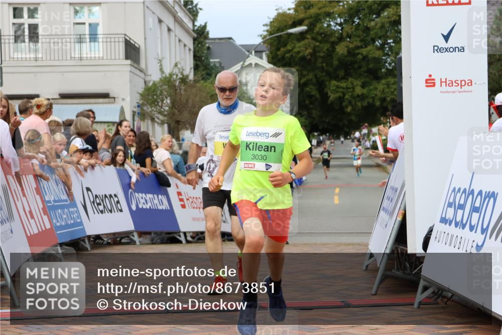 31.08.2025 - 21. Blankeneser Heldenlauf Strokosch-Dieckow http://msf.ph/oto/8673851 31.08.2025 10:51:30 Ziel 2187, 3580, 3030 meine-sportfotos.de