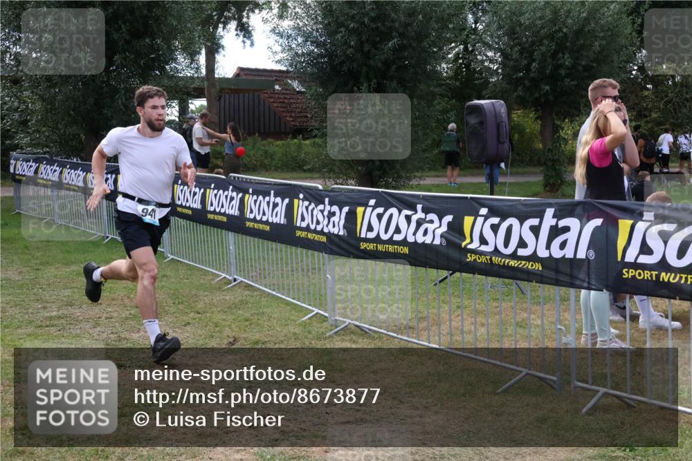 31.08.2025 - Elbe Triathlon Hamburg Luisa Fischer http://msf.ph/oto/8673877 31.08.2025 11:29:54 Laufen 941 meine-sportfotos.de
