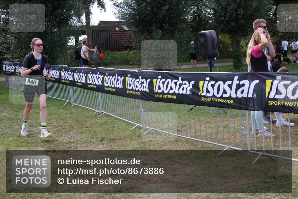 31.08.2025 - Elbe Triathlon Hamburg Luisa Fischer http://msf.ph/oto/8673886 31.08.2025 11:29:56 Laufen 840 meine-sportfotos.de