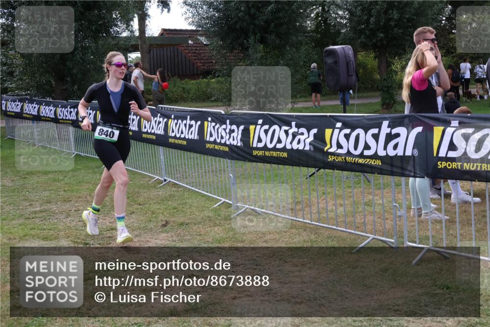 31.08.2025 - Elbe Triathlon Hamburg Luisa Fischer http://msf.ph/oto/8673888 31.08.2025 11:29:57 Laufen 840 meine-sportfotos.de