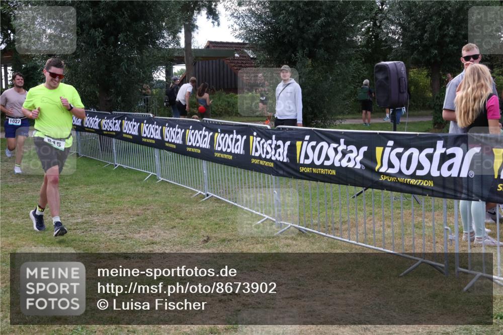 31.08.2025 - Elbe Triathlon Hamburg Luisa Fischer http://msf.ph/oto/8673902 31.08.2025 11:30:12 Laufen 1027, 15 meine-sportfotos.de