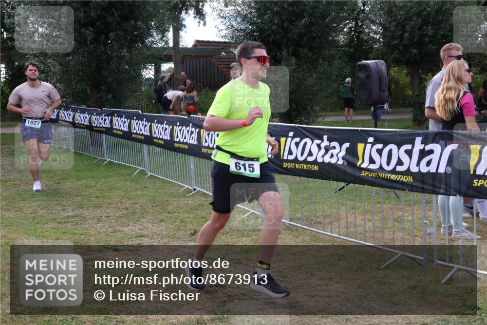 31.08.2025 - Elbe Triathlon Hamburg Luisa Fischer http://msf.ph/oto/8673913 31.08.2025 11:30:13 Laufen 1027, 615 meine-sportfotos.de