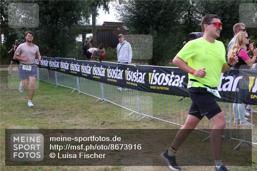 31.08.2025 - Elbe Triathlon Hamburg Luisa Fischer http://msf.ph/oto/8673916 31.08.2025 11:30:13 Laufen 1027 meine-sportfotos.de