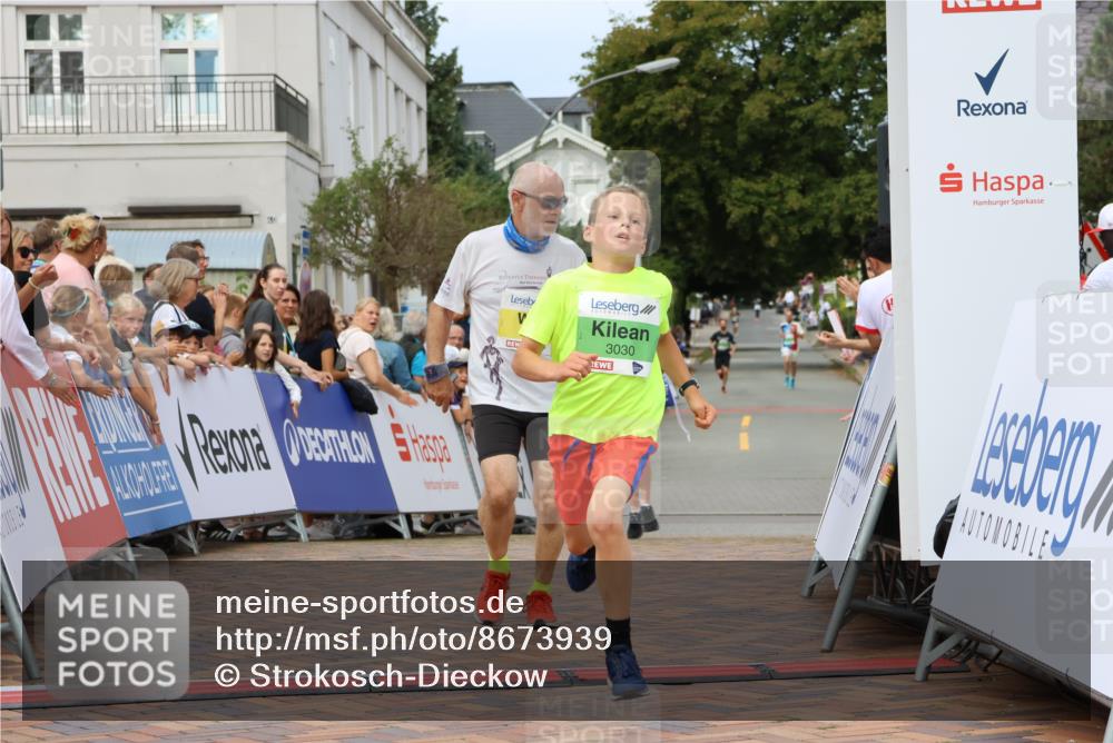 31.08.2025 - 21. Blankeneser Heldenlauf Strokosch-Dieckow http://msf.ph/oto/8673939 31.08.2025 10:51:30 Ziel 2187, 3580, 3030 meine-sportfotos.de