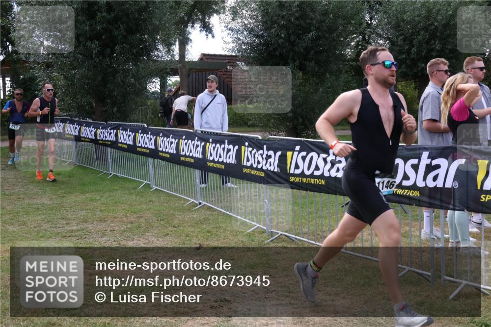 31.08.2025 - Elbe Triathlon Hamburg Luisa Fischer http://msf.ph/oto/8673945 31.08.2025 11:30:17 Laufen 612, 1146 meine-sportfotos.de
