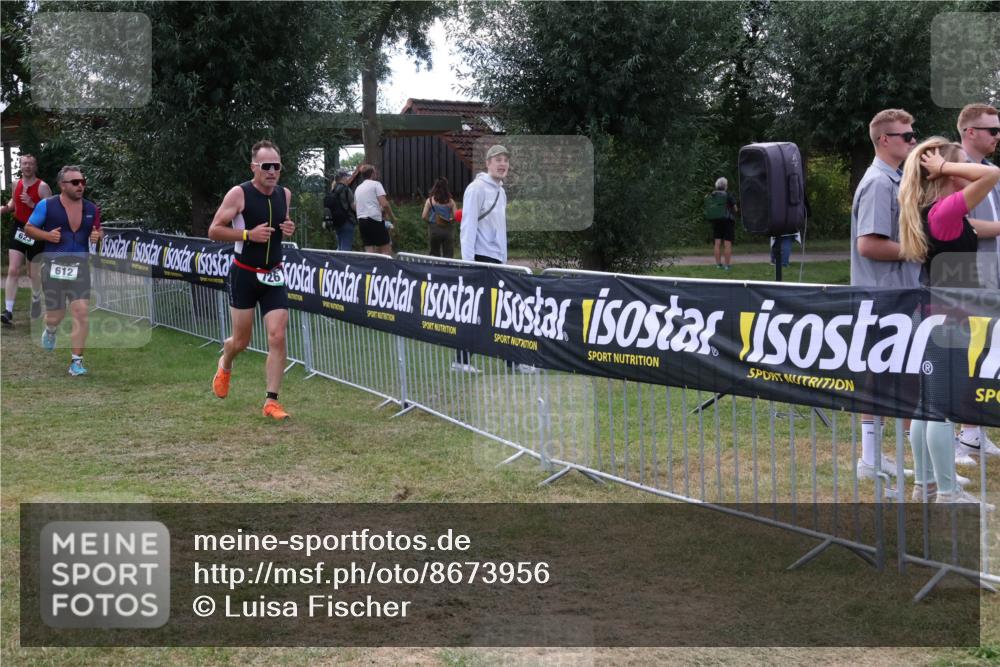 31.08.2025 - Elbe Triathlon Hamburg Luisa Fischer http://msf.ph/oto/8673956 31.08.2025 11:30:19 Laufen 623, 612 meine-sportfotos.de