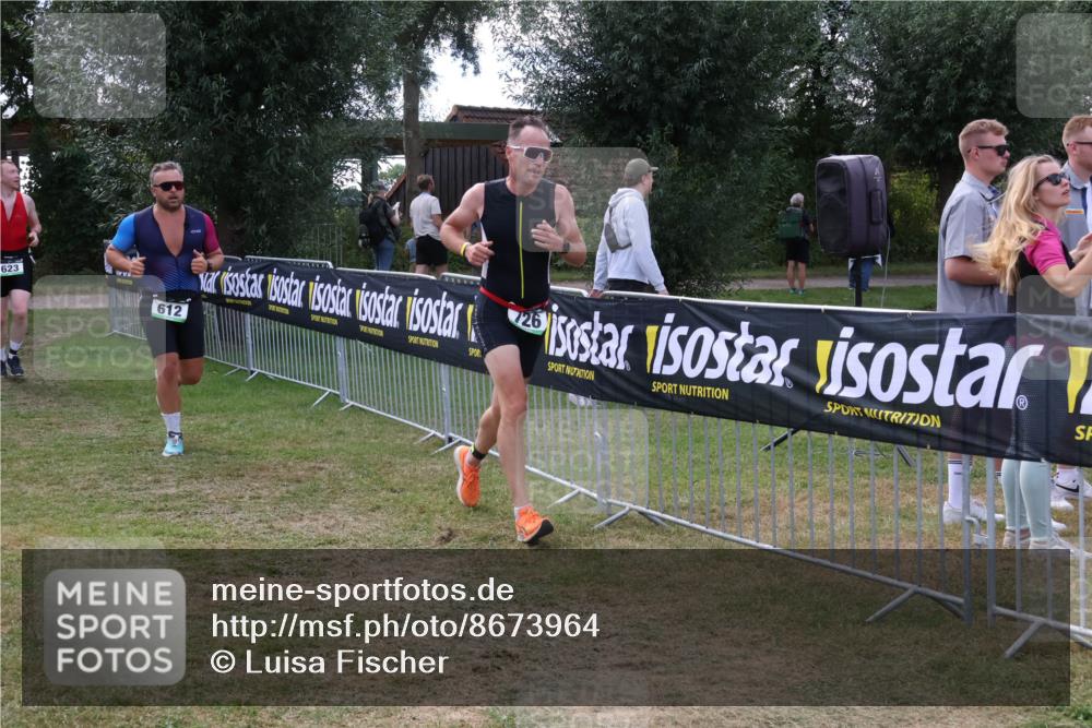 31.08.2025 - Elbe Triathlon Hamburg Luisa Fischer http://msf.ph/oto/8673964 31.08.2025 11:30:20 Laufen 623, 612, 726 meine-sportfotos.de