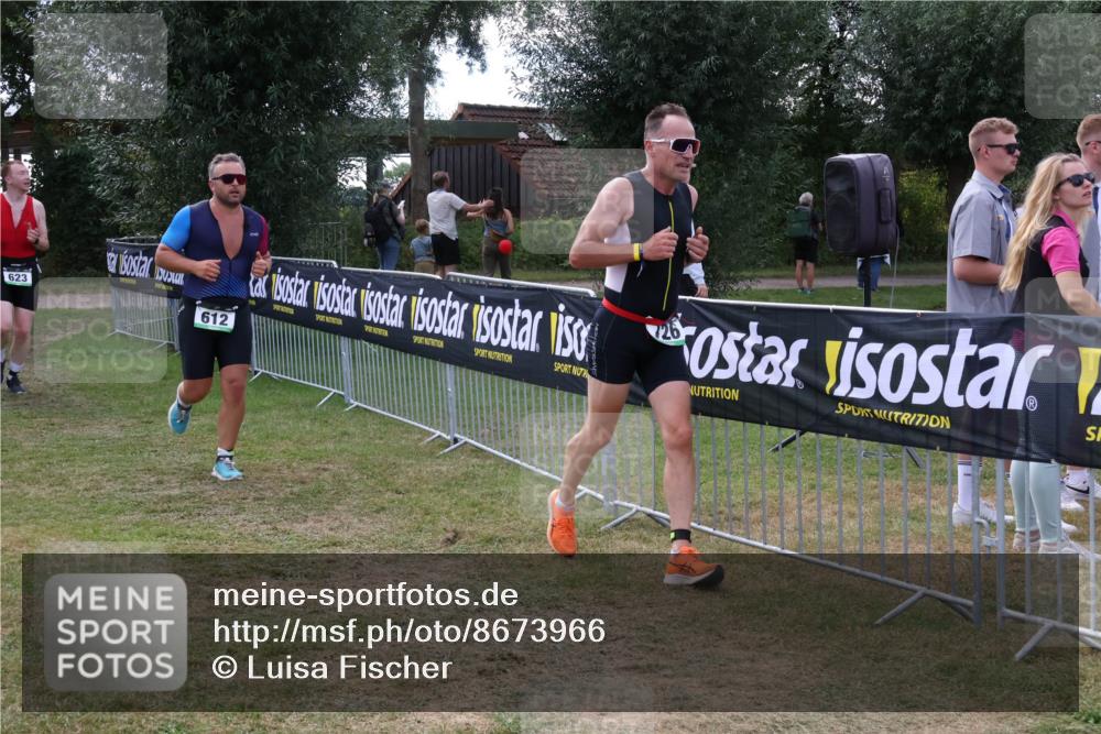 31.08.2025 - Elbe Triathlon Hamburg Luisa Fischer http://msf.ph/oto/8673966 31.08.2025 11:30:20 Laufen 623, 612 meine-sportfotos.de