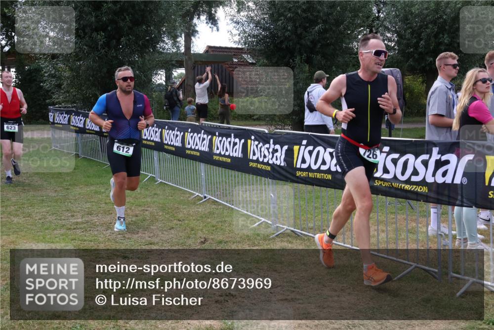 31.08.2025 - Elbe Triathlon Hamburg Luisa Fischer http://msf.ph/oto/8673969 31.08.2025 11:30:20 Laufen 623, 612 meine-sportfotos.de