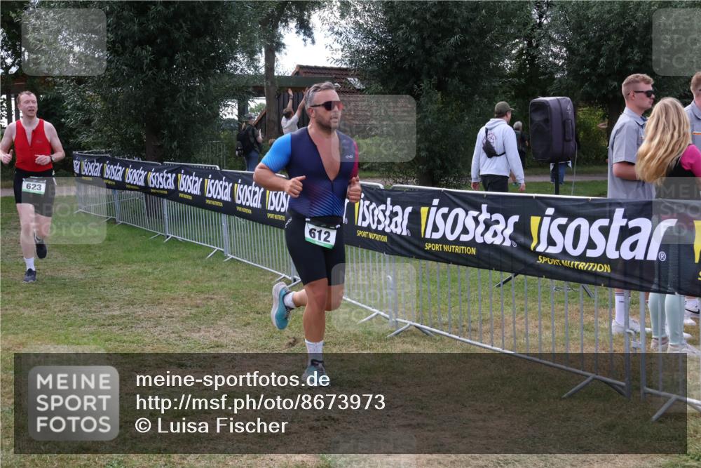 31.08.2025 - Elbe Triathlon Hamburg Luisa Fischer http://msf.ph/oto/8673973 31.08.2025 11:30:21 Laufen 623, 612, 80 meine-sportfotos.de
