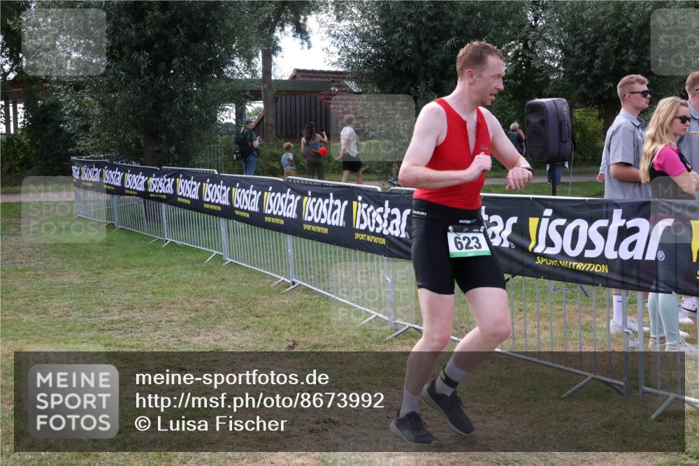 31.08.2025 - Elbe Triathlon Hamburg Luisa Fischer http://msf.ph/oto/8673992 31.08.2025 11:30:23 Laufen 623 meine-sportfotos.de