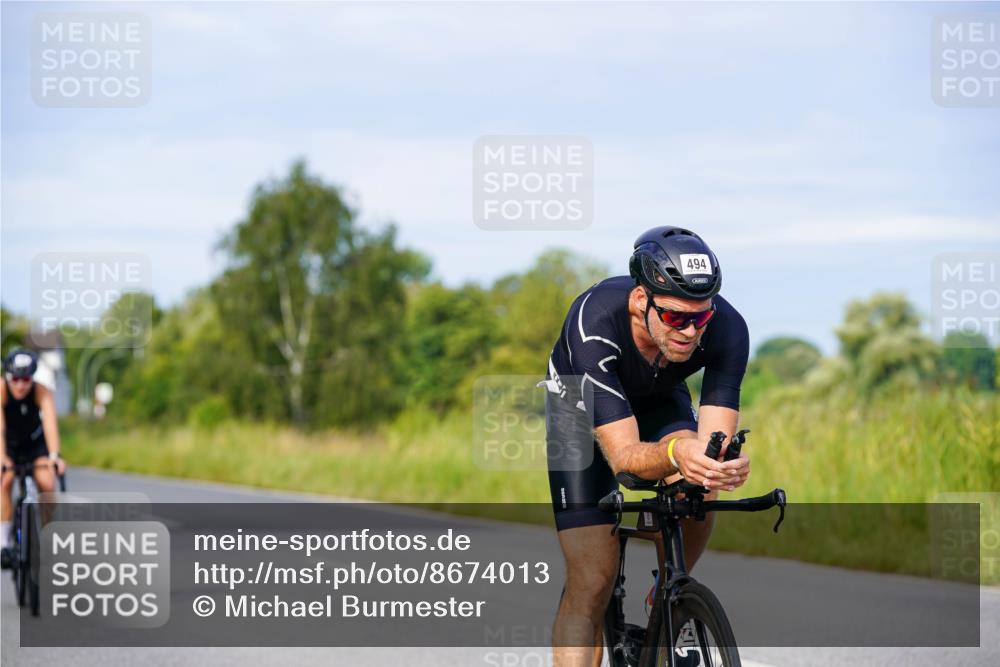 31.08.2025 - Elbe Triathlon Hamburg Michael Burmester http://msf.ph/oto/8674013 31.08.2025 10:13:25 Radfahren 477, 494, 774, 851 meine-sportfotos.de