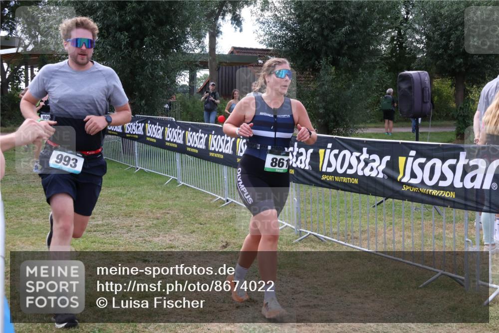 31.08.2025 - Elbe Triathlon Hamburg Luisa Fischer http://msf.ph/oto/8674022 31.08.2025 11:30:36 Laufen 809, 993, 861 meine-sportfotos.de