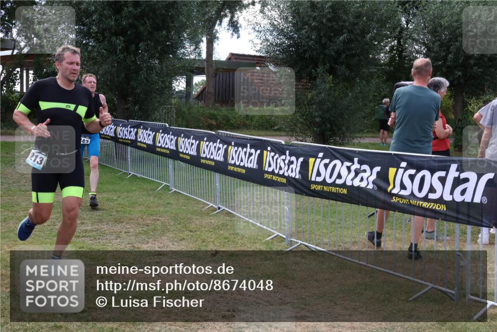 31.08.2025 - Elbe Triathlon Hamburg Luisa Fischer http://msf.ph/oto/8674048 31.08.2025 11:30:47 Laufen 213, 45 meine-sportfotos.de