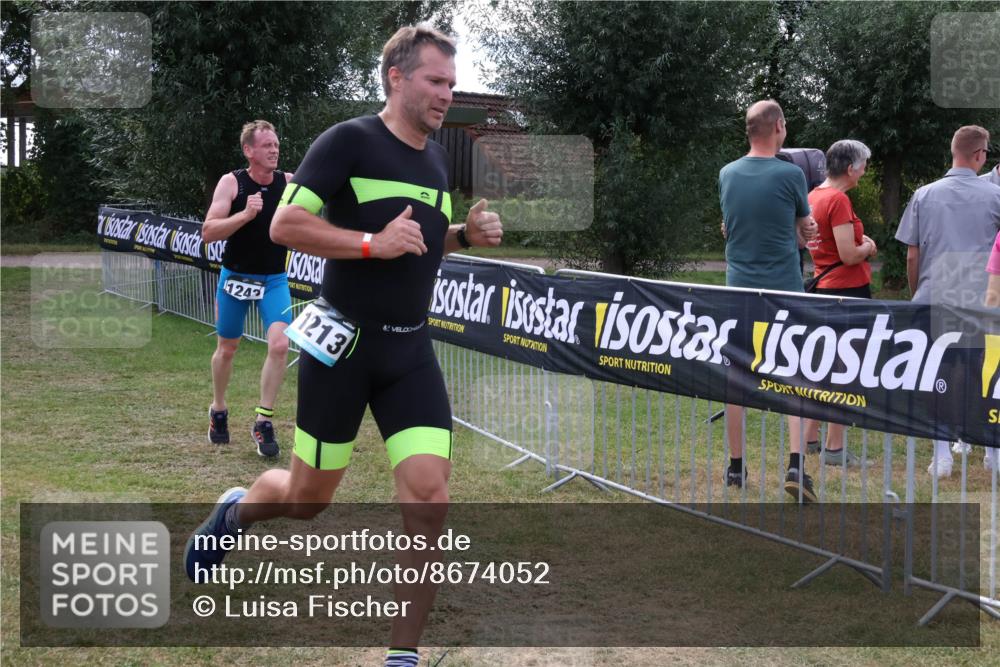 31.08.2025 - Elbe Triathlon Hamburg Luisa Fischer http://msf.ph/oto/8674052 31.08.2025 11:30:48 Laufen 1243, 1213 meine-sportfotos.de