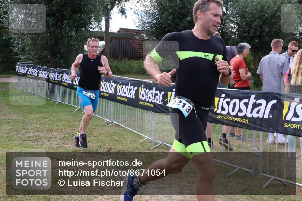 31.08.2025 - Elbe Triathlon Hamburg Luisa Fischer http://msf.ph/oto/8674054 31.08.2025 11:30:48 Laufen 7, 1213 meine-sportfotos.de