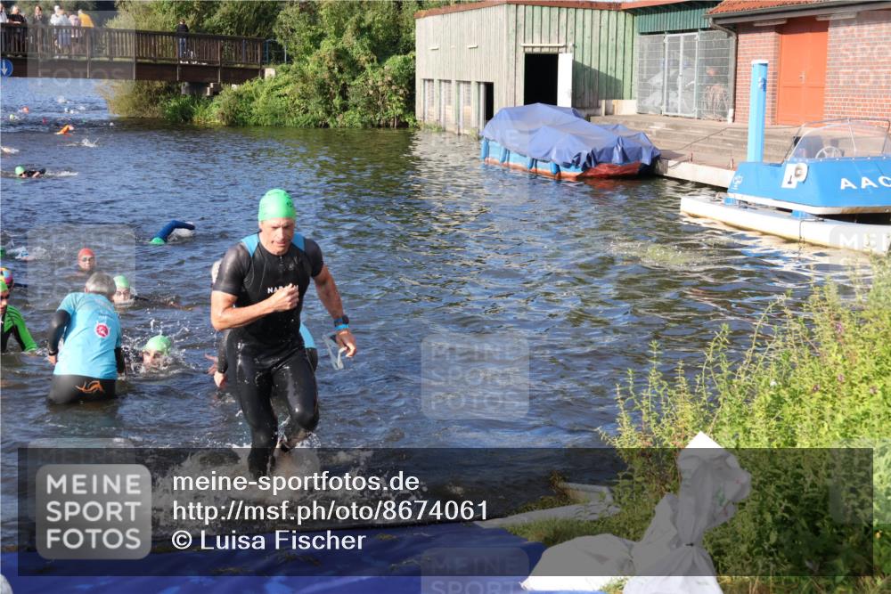 31.08.2025 - Elbe Triathlon Hamburg Luisa Fischer http://msf.ph/oto/8674061 31.08.2025 08:46:42 Schwimmen 247, 293, 309, 313, 318, 337 meine-sportfotos.de