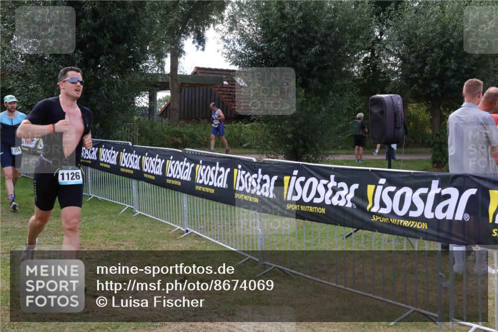 31.08.2025 - Elbe Triathlon Hamburg Luisa Fischer http://msf.ph/oto/8674069 31.08.2025 11:31:01 Laufen 1184, 1126 meine-sportfotos.de
