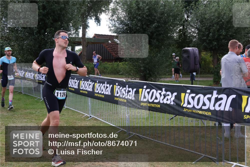 31.08.2025 - Elbe Triathlon Hamburg Luisa Fischer http://msf.ph/oto/8674071 31.08.2025 11:31:01 Laufen 184, 1126 meine-sportfotos.de