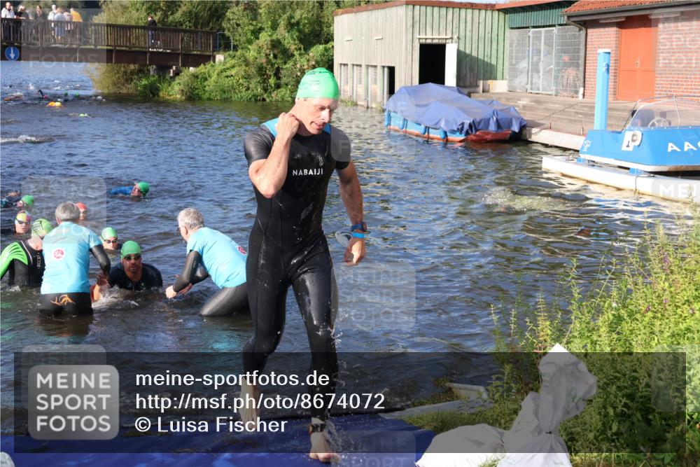 31.08.2025 - Elbe Triathlon Hamburg Luisa Fischer http://msf.ph/oto/8674072 31.08.2025 08:46:43 Schwimmen 247, 309, 313, 318, 337 meine-sportfotos.de