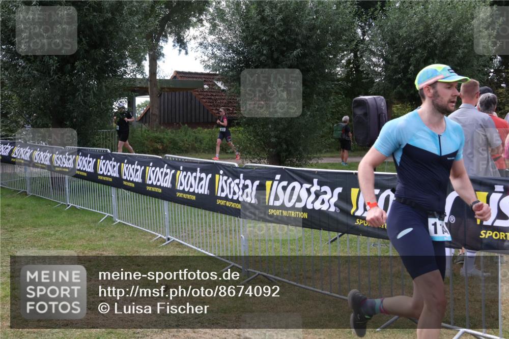 31.08.2025 - Elbe Triathlon Hamburg Luisa Fischer http://msf.ph/oto/8674092 31.08.2025 11:31:04 Laufen 613, 1 meine-sportfotos.de