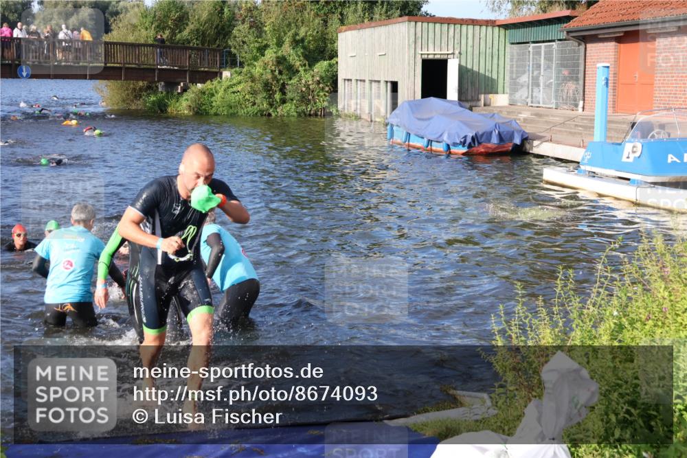 31.08.2025 - Elbe Triathlon Hamburg Luisa Fischer http://msf.ph/oto/8674093 31.08.2025 08:46:45 Schwimmen 247, 266, 309, 313, 318, 337 meine-sportfotos.de