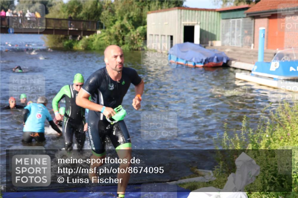 31.08.2025 - Elbe Triathlon Hamburg Luisa Fischer http://msf.ph/oto/8674095 31.08.2025 08:46:46 Schwimmen 247, 259, 266, 309, 313, 318, 337 meine-sportfotos.de