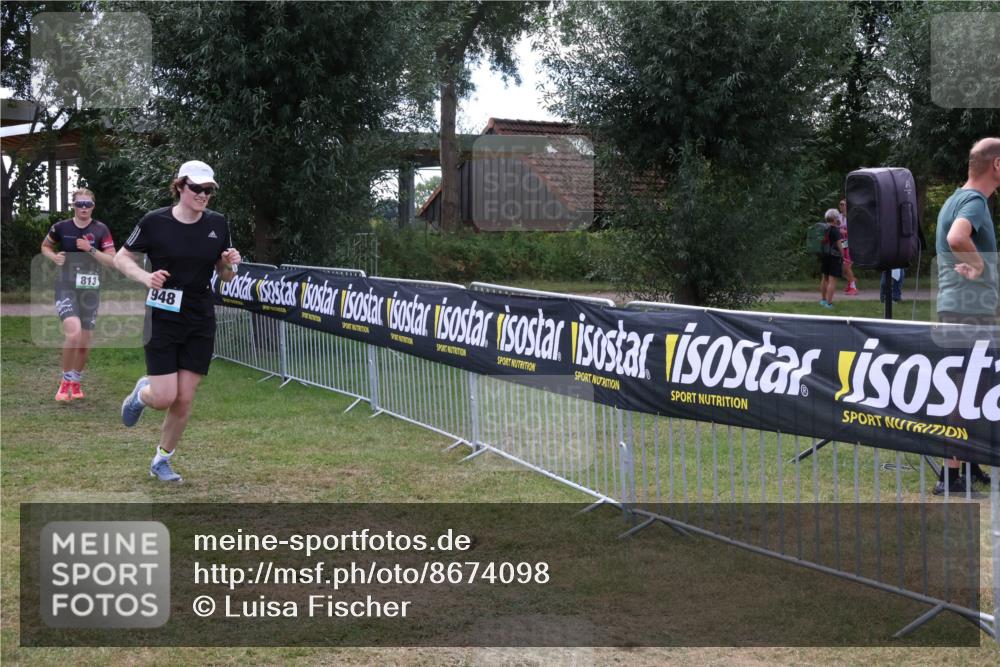 31.08.2025 - Elbe Triathlon Hamburg Luisa Fischer http://msf.ph/oto/8674098 31.08.2025 11:31:09 Laufen 813, 948 meine-sportfotos.de