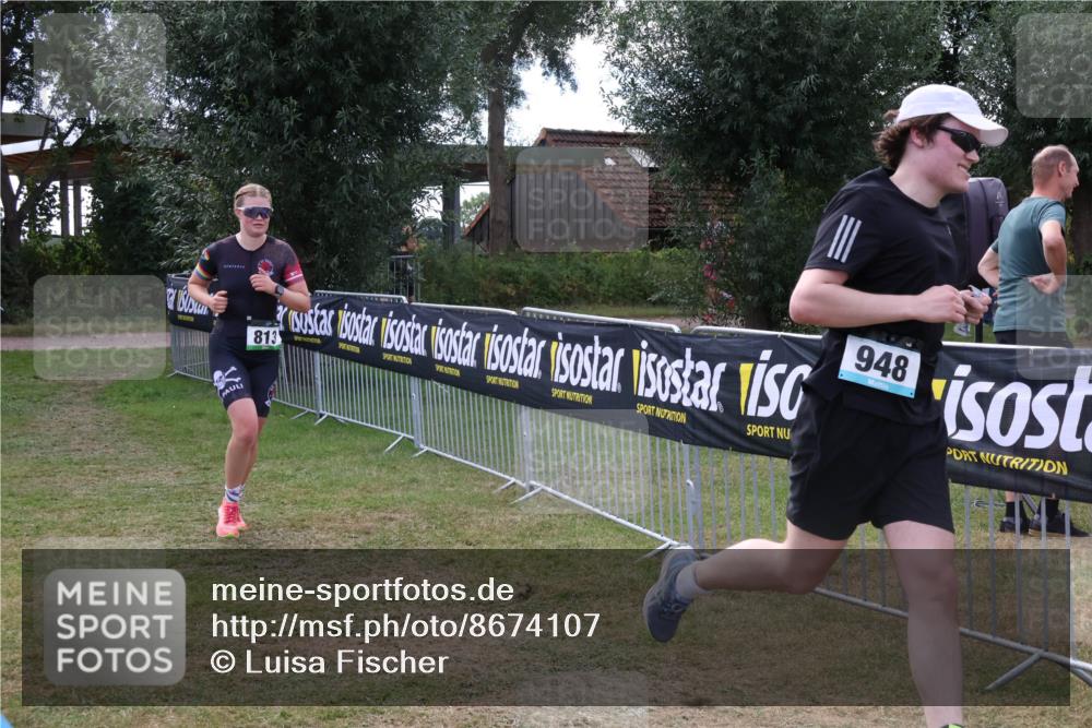31.08.2025 - Elbe Triathlon Hamburg Luisa Fischer http://msf.ph/oto/8674107 31.08.2025 11:31:10 Laufen 813, 948 meine-sportfotos.de
