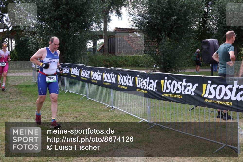 31.08.2025 - Elbe Triathlon Hamburg Luisa Fischer http://msf.ph/oto/8674126 31.08.2025 11:31:15 Laufen 882, 760 meine-sportfotos.de