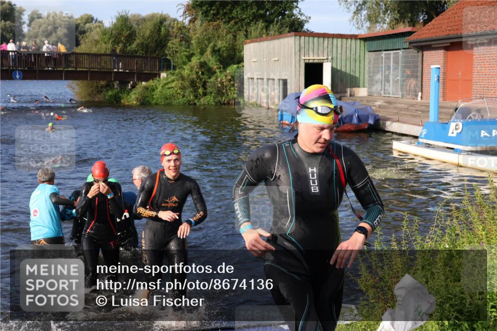 31.08.2025 - Elbe Triathlon Hamburg Luisa Fischer http://msf.ph/oto/8674136 31.08.2025 08:46:54 Schwimmen 247, 259, 266, 309, 383, 385 meine-sportfotos.de
