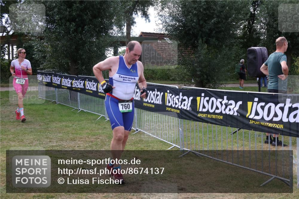 31.08.2025 - Elbe Triathlon Hamburg Luisa Fischer http://msf.ph/oto/8674137 31.08.2025 11:31:16 Laufen 882, 760 meine-sportfotos.de