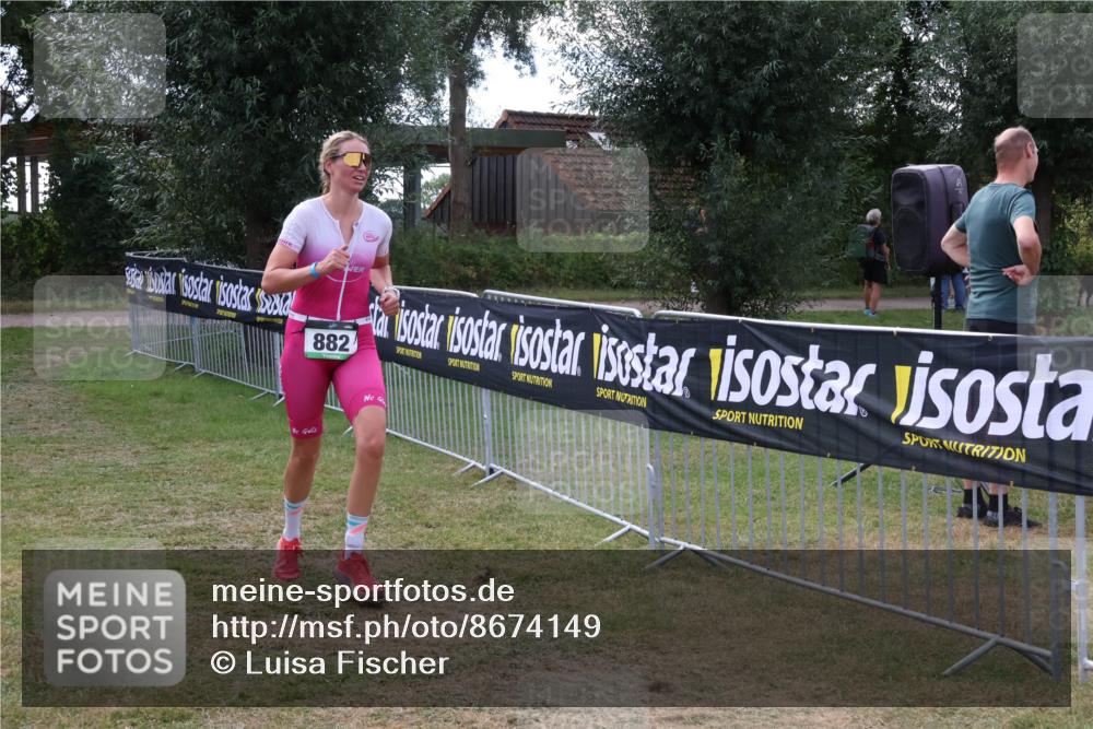 31.08.2025 - Elbe Triathlon Hamburg Luisa Fischer http://msf.ph/oto/8674149 31.08.2025 11:31:18 Laufen 882 meine-sportfotos.de