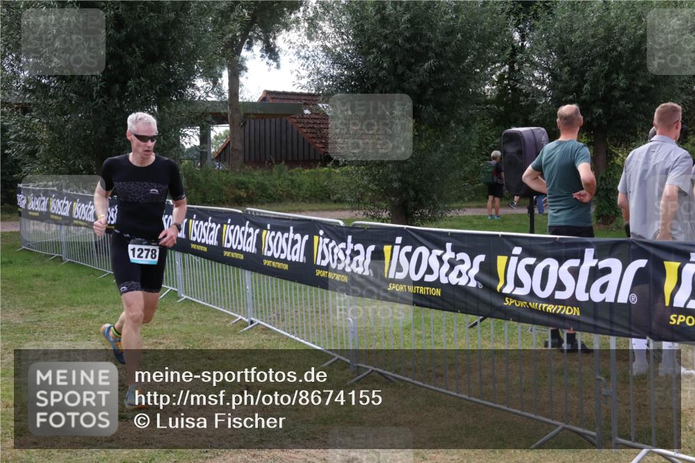 31.08.2025 - Elbe Triathlon Hamburg Luisa Fischer http://msf.ph/oto/8674155 31.08.2025 11:31:26 Laufen 1278 meine-sportfotos.de