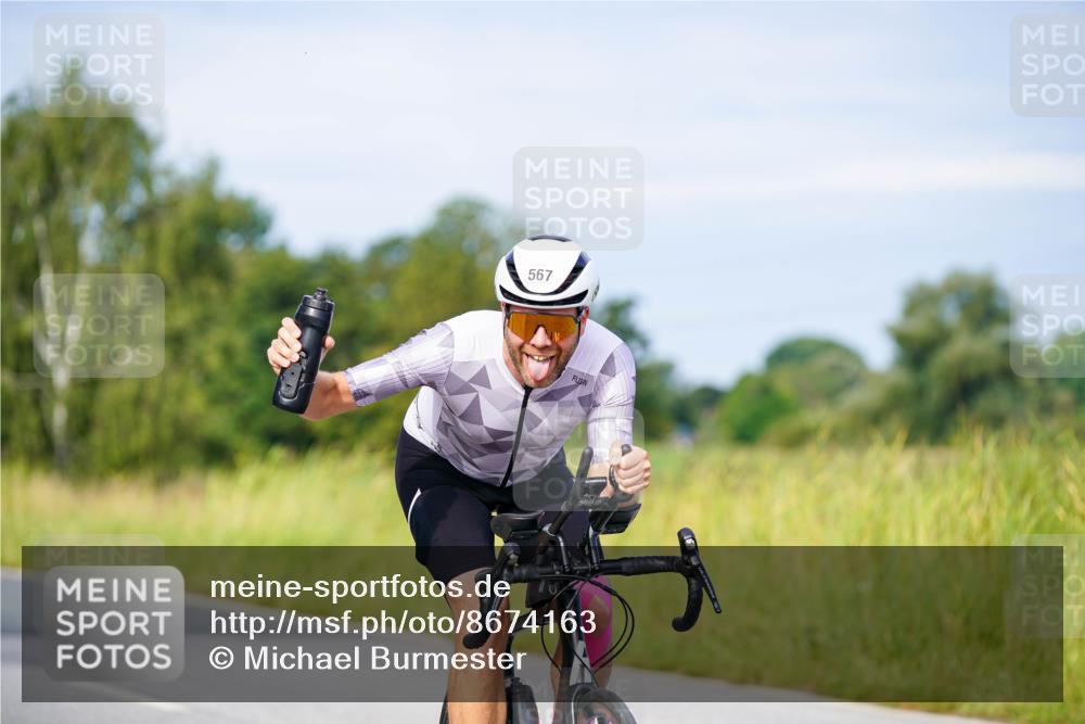 31.08.2025 - Elbe Triathlon Hamburg Michael Burmester http://msf.ph/oto/8674163 31.08.2025 10:13:55 Radfahren 567 meine-sportfotos.de