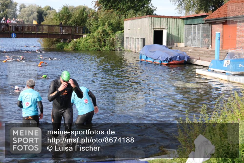 31.08.2025 - Elbe Triathlon Hamburg Luisa Fischer http://msf.ph/oto/8674188 31.08.2025 08:47:09 Schwimmen 310 meine-sportfotos.de