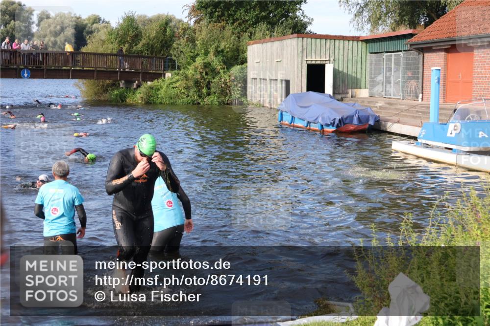 31.08.2025 - Elbe Triathlon Hamburg Luisa Fischer http://msf.ph/oto/8674191 31.08.2025 08:47:09 Schwimmen 310 meine-sportfotos.de