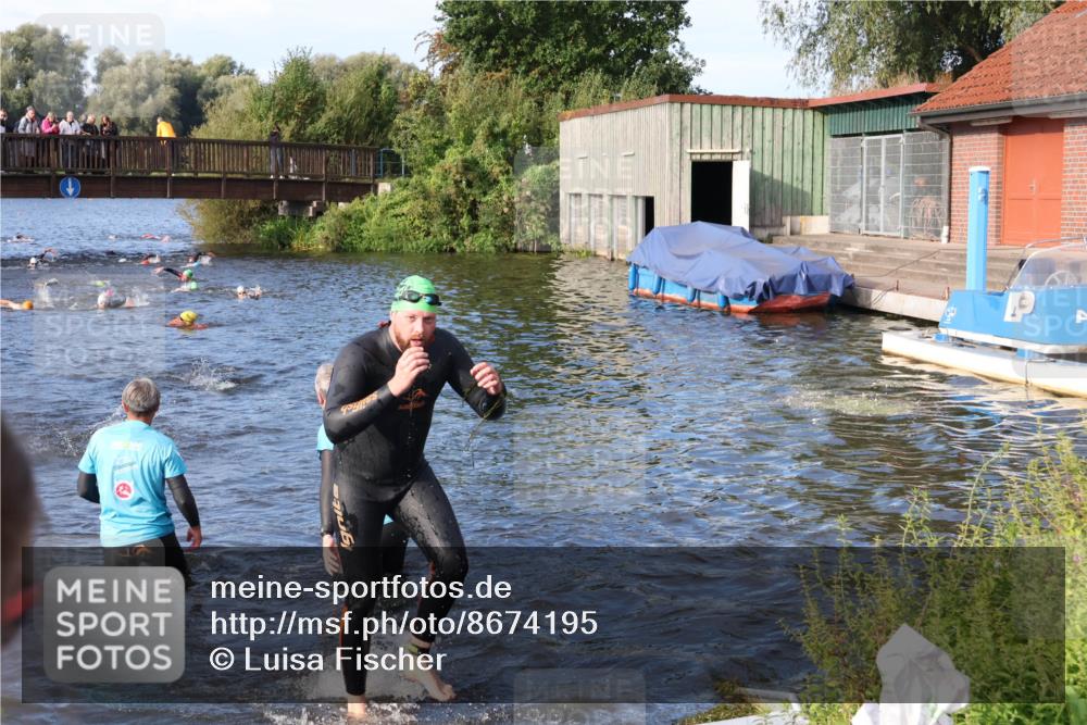 31.08.2025 - Elbe Triathlon Hamburg Luisa Fischer http://msf.ph/oto/8674195 31.08.2025 08:47:10 Schwimmen 310 meine-sportfotos.de