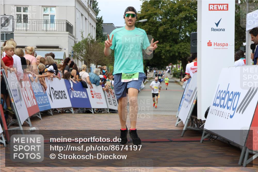 31.08.2025 - 21. Blankeneser Heldenlauf Strokosch-Dieckow http://msf.ph/oto/8674197 31.08.2025 10:51:20 Ziel 3388, 3292 meine-sportfotos.de