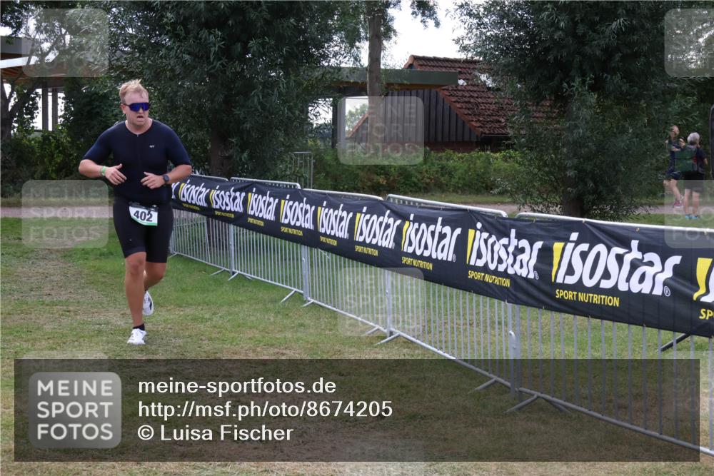 31.08.2025 - Elbe Triathlon Hamburg Luisa Fischer http://msf.ph/oto/8674205 31.08.2025 11:31:45 Laufen 402 meine-sportfotos.de