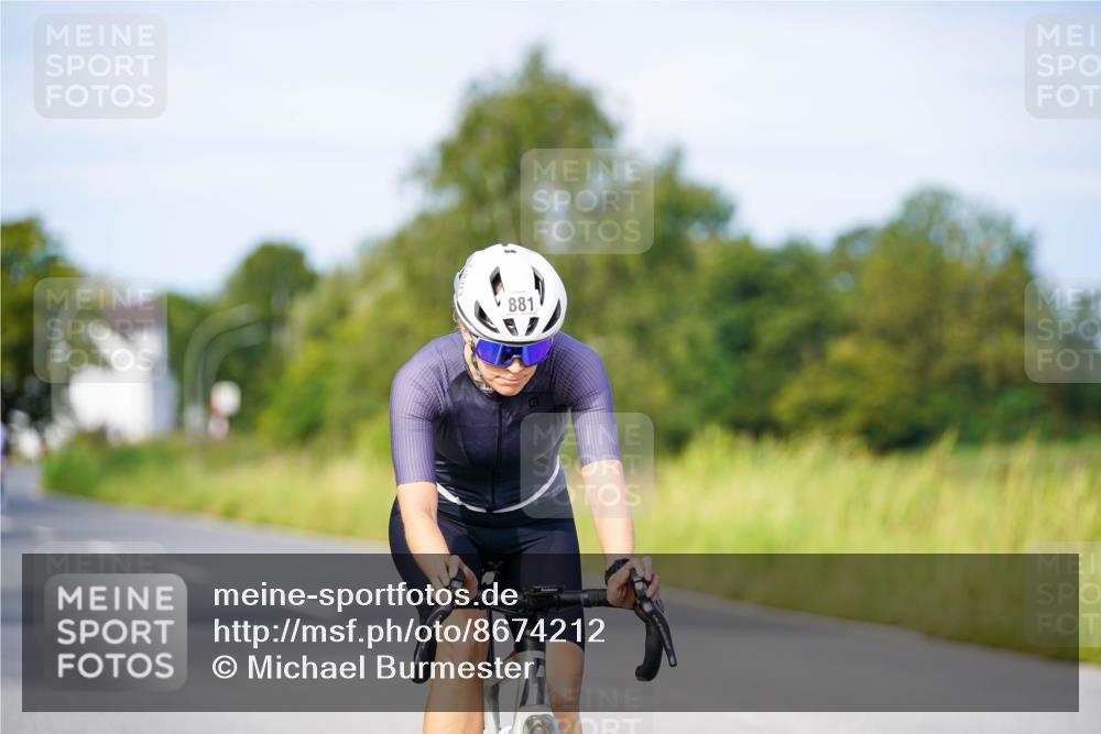 31.08.2025 - Elbe Triathlon Hamburg Michael Burmester http://msf.ph/oto/8674212 31.08.2025 10:14:14 Radfahren 759, 773, 881, 888 meine-sportfotos.de