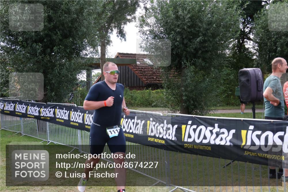 31.08.2025 - Elbe Triathlon Hamburg Luisa Fischer http://msf.ph/oto/8674227 31.08.2025 11:31:57 Laufen 111 meine-sportfotos.de
