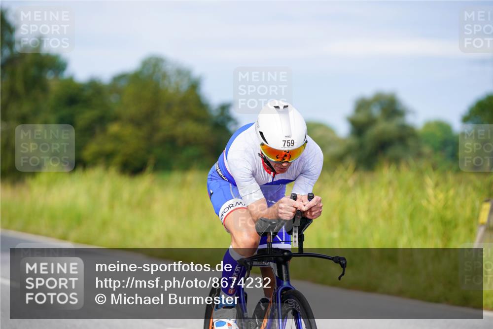 31.08.2025 - Elbe Triathlon Hamburg Michael Burmester http://msf.ph/oto/8674232 31.08.2025 10:14:18 Radfahren 623, 759, 888 meine-sportfotos.de