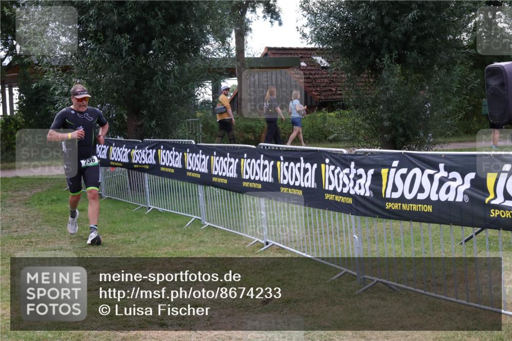 31.08.2025 - Elbe Triathlon Hamburg Luisa Fischer http://msf.ph/oto/8674233 31.08.2025 11:32:01 Laufen 736 meine-sportfotos.de